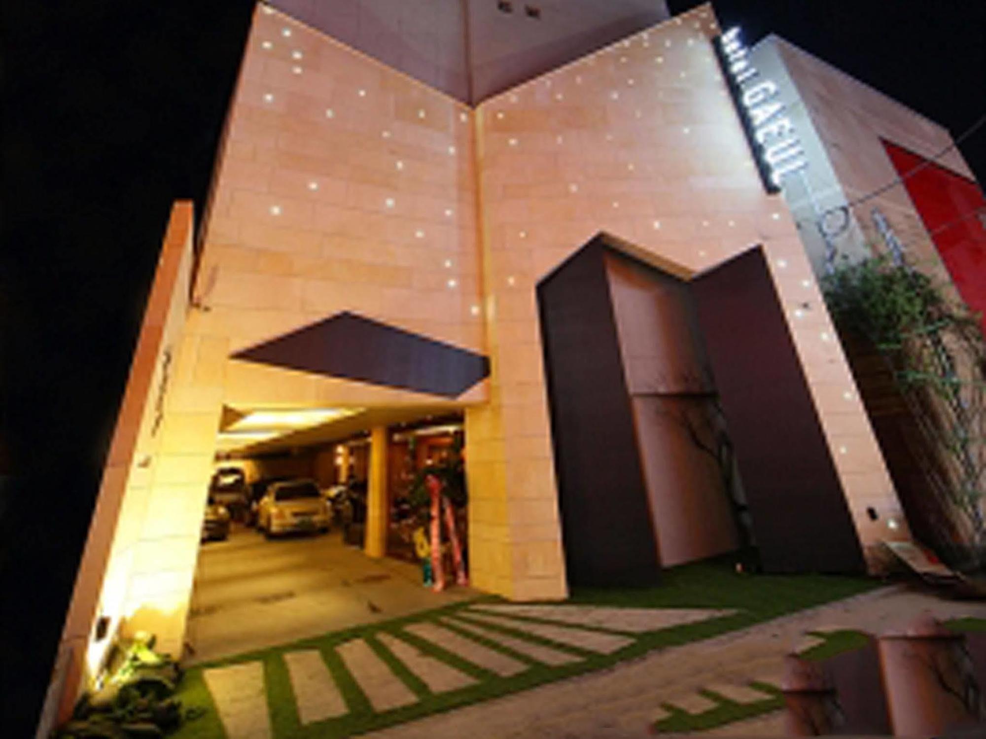 Sinchon Hotel Gaeul Seoel Buitenkant foto